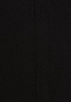 ONLY ONLMILLI HOT PANTS - Szorty - Black 8 ONLY ONLMILLI HOT PANTS - Szorty - Black -Ulla Popken Sklep 0dc498ba1e404fd68fa657324e1bb30a