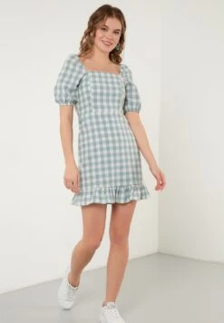 LELA REGULAR FIT - Sukienka Letnia - Mint 8 LELA REGULAR FIT - Sukienka Letnia - Mint -Ulla Popken Sklep 0e73b545a3284434b18f72274c81a223