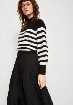 ESPRIT PLISSEE SKIRT - Spódnica Plisowana - Black -Ulla Popken Sklep 18a3d1b621a5426ab1d0a74b3f10c00f