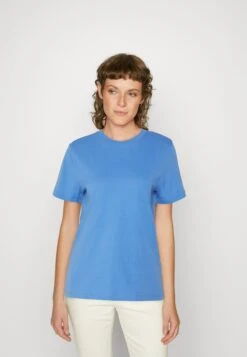 Selected Femme SLFMYESSENTIAL SS O-NECK NOOS - T-shirt Basic - Ultramarine