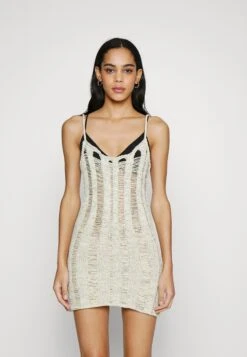 BDG Urban Outfitters LADDERED CAMI DRESS - Sukienka Dzianinowa - Cream