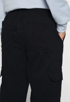 BROKEN PULL ON PANT - Bojówki - Black 9 BROKEN PULL ON PANT - Bojówki - Black -Ulla Popken Sklep 285fd48cea6043a99e7f524655532812