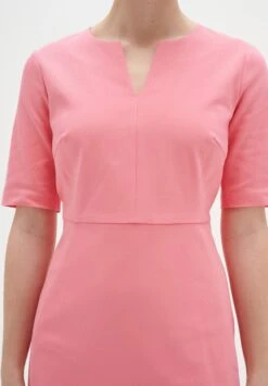 InWear ZELLA - Sukienka Etui - Pink Rose 15 InWear ZELLA - Sukienka Etui - Pink Rose -Ulla Popken Sklep 287de0d5097e4705912eaaaa422208db