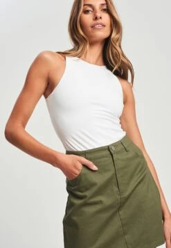 Tussah LOLA - Spódnica Mini - Khaki -Ulla Popken Sklep 2a8260ca1d074311b3bfa931a9157d72