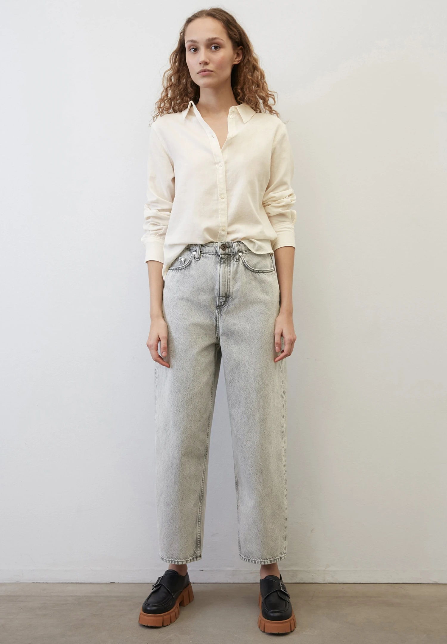 Marc O'Polo BARREL - Jeansy Straight Leg - Authentic Light Grey Wash 1 Marc O'Polo BARREL - Jeansy Straight Leg - Authentic Light Grey Wash