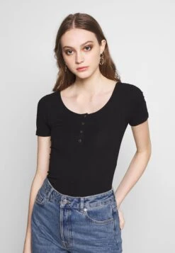 Pieces NOOS - T-shirt Z Nadrukiem - Black