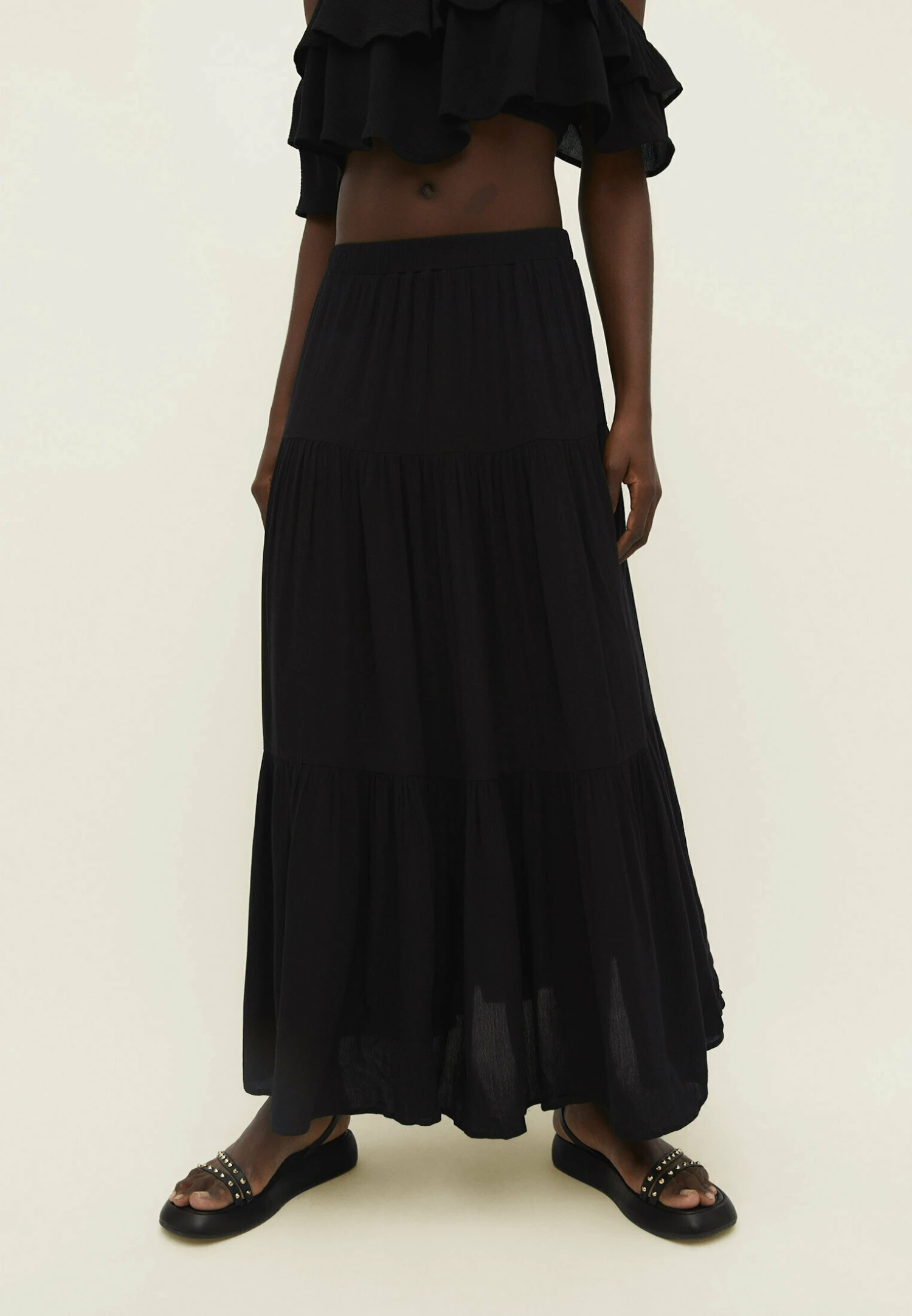 Stradivarius PEASANT - Długa Spódnica - Black 1 Stradivarius PEASANT - Długa Spódnica - Black