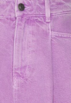 ESPRIT Szorty Jeansowe - Purple 7 ESPRIT Szorty Jeansowe - Purple -Ulla Popken Sklep 326bdc661c8d4e6faf483d2ac377e45e