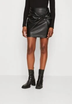 Guess ALYA WRAP SKIRT - Spódnica Z Zakładką - Jet Black Multi