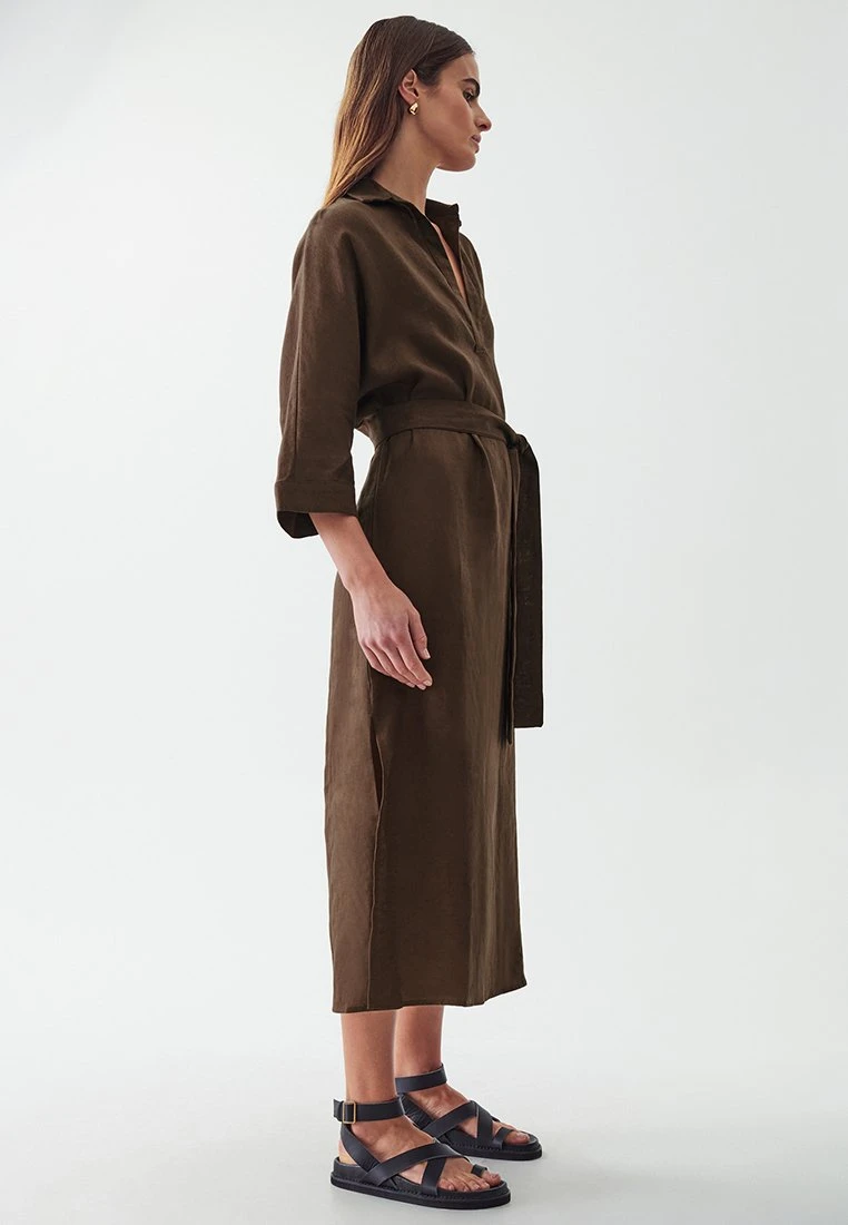 Calli DOM - Sukienka Koszulowa - Chocolate 5 Calli DOM - Sukienka Koszulowa - Chocolate - obrazek 5