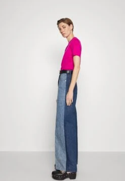 LOVE MOSCHINO Jeansy Bootcut - Blue Denim 13 LOVE MOSCHINO Jeansy Bootcut - Blue Denim -Ulla Popken Sklep 3ac1103a73e94c85b51b9d37f8224b0e