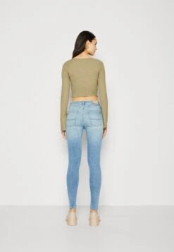 Pepe Jeans Jeansy Skinny Fit - Denim 8 Pepe Jeans Jeansy Skinny Fit - Denim -Ulla Popken Sklep 3e5ad787807047a88db4ab179410b563