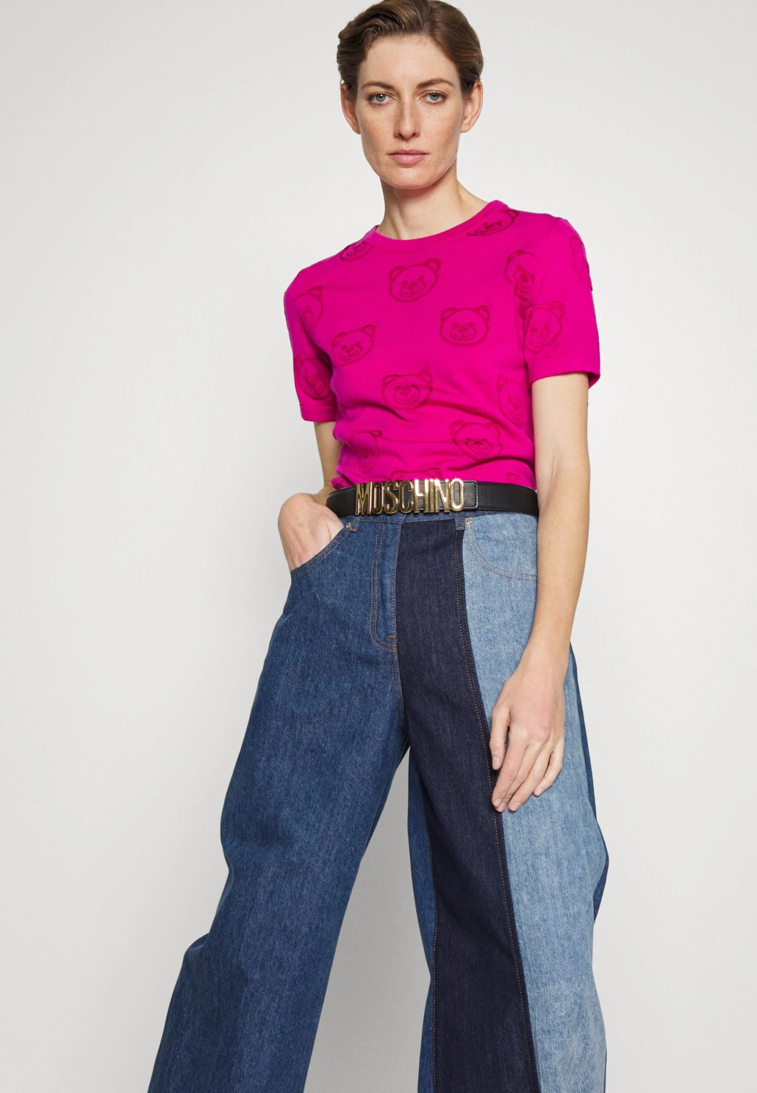 LOVE MOSCHINO Jeansy Bootcut - Blue Denim 4 LOVE MOSCHINO Jeansy Bootcut - Blue Denim - obrazek 4