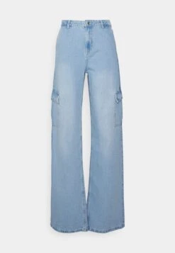 Vero Moda Tall VMNORTH LOOSE - Jeansy Bootcut - Medium Blue Denim -Ulla Popken Sklep 3f4c9ae56eb34221a59310c31a9ab157