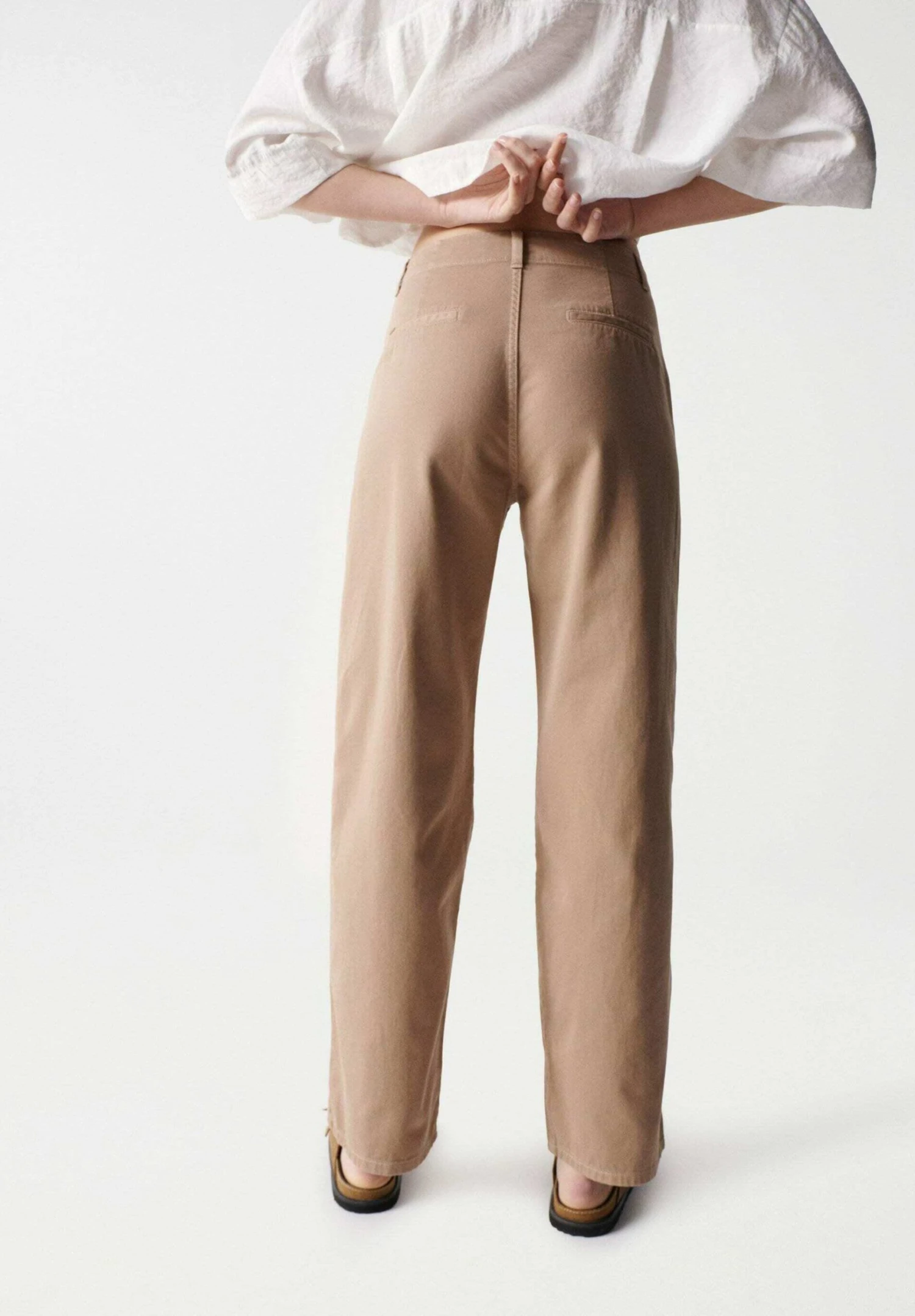 STRAIGHT - Spodnie Materiałowe - Beige 2 STRAIGHT - Spodnie Materiałowe - Beige - obrazek 2