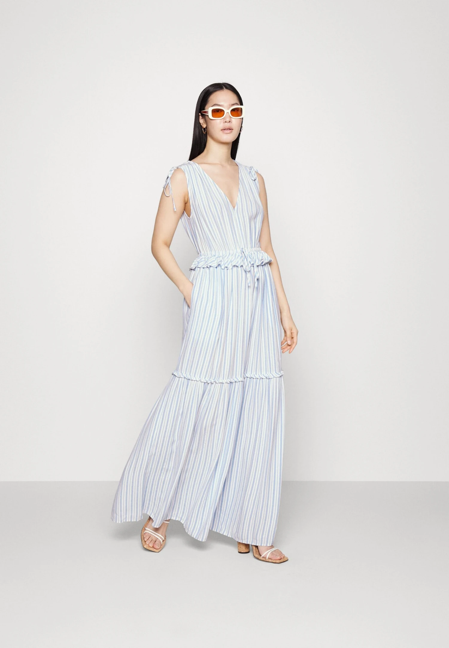 RIANI KLEID - Sukienka Letnia - Blue Delight Patterned 2 RIANI KLEID - Sukienka Letnia - Blue Delight Patterned - obrazek 2