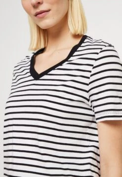 Selected Femme SLFESSENTIAL STRIPED V-NECK TEE - T-shirt Z Nadrukiem - Black 11 Selected Femme SLFESSENTIAL STRIPED V-NECK TEE - T-shirt Z Nadrukiem - Black -Ulla Popken Sklep 4a45873ee9a7459ea91be8d3c621975c