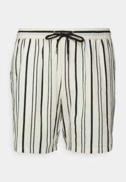 Redefined Rebel HOWARD - Szorty - Pristine White -Ulla Popken Sklep 4d0153d5ac5944cc8eb46dfcbdcc8573