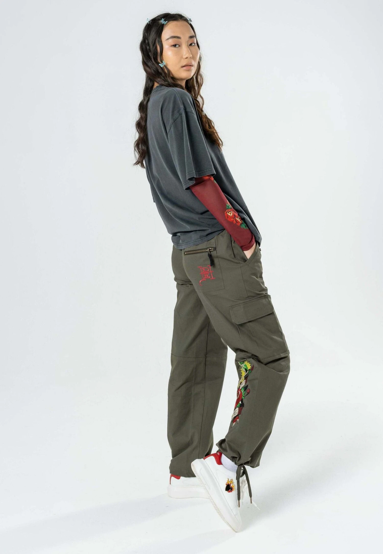 Ed Hardy TRUE TO MY LOVE - Bojówki - Dusty Olive 4 Ed Hardy TRUE TO MY LOVE - Bojówki - Dusty Olive - obrazek 4