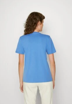 Selected Femme SLFMYESSENTIAL SS O-NECK NOOS - T-shirt Basic - Ultramarine -Ulla Popken Sklep 527b57e4b24b4a7a9cdb52e2675d305a
