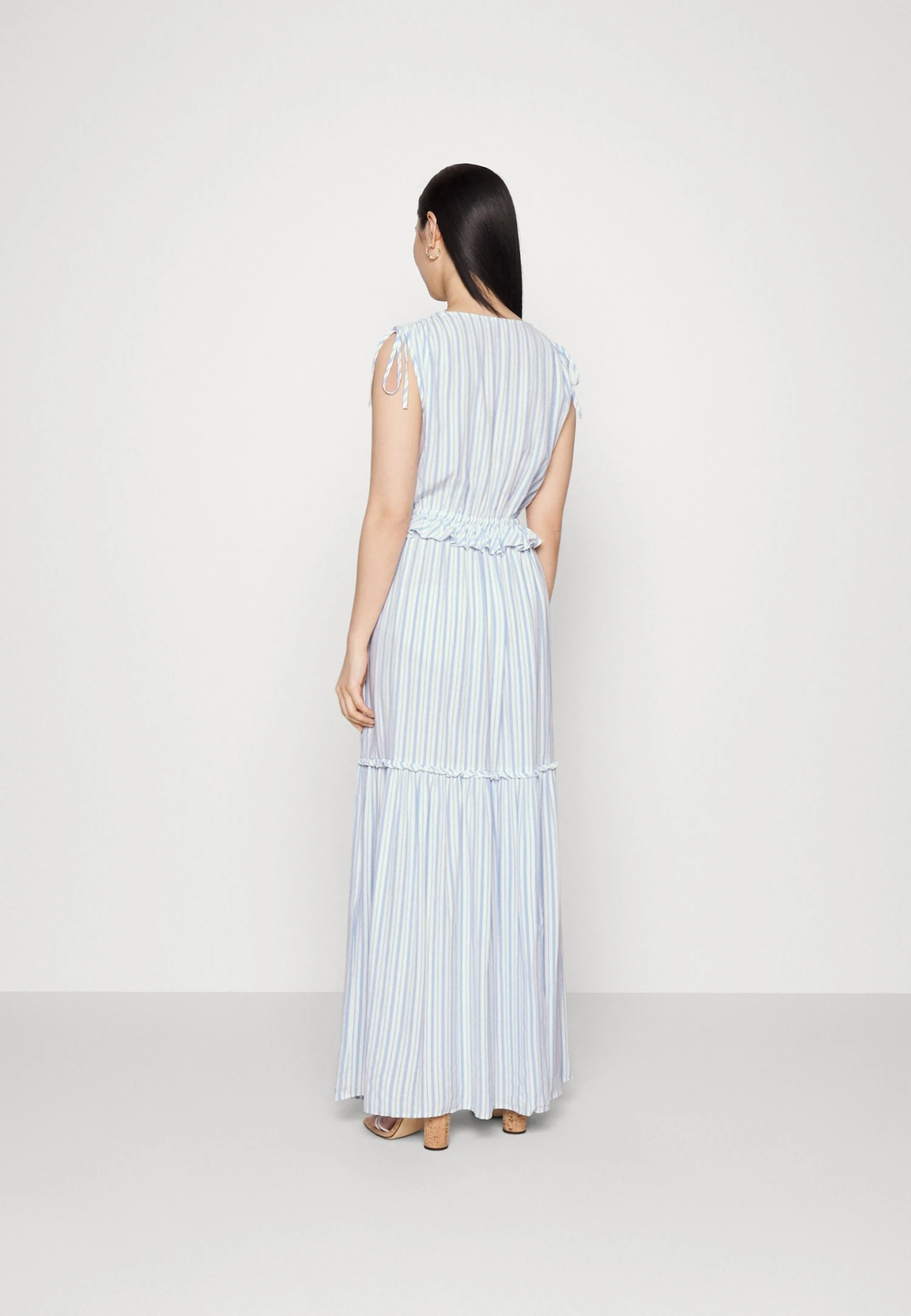 RIANI KLEID - Sukienka Letnia - Blue Delight Patterned 3 RIANI KLEID - Sukienka Letnia - Blue Delight Patterned - obrazek 3