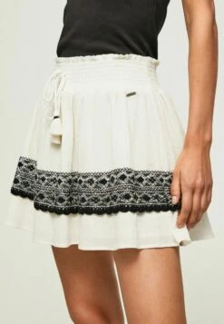 Pepe Jeans Spódnica Trapezowa - Mousse 7 Pepe Jeans Spódnica Trapezowa - Mousse -Ulla Popken Sklep 59cc1f66ed504feeb5aae0c20f5b7d61