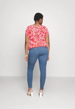 ONLY CARMAKOMA CARKILA-HIRIS HW SK DNM PIMBOX - Jeansy Skinny Fit - Light Blue Denim 7 ONLY CARMAKOMA CARKILA-HIRIS HW SK DNM PIMBOX - Jeansy Skinny Fit - Light Blue Denim -Ulla Popken Sklep 5a8f2e0a5935474187e0558ba729efcc