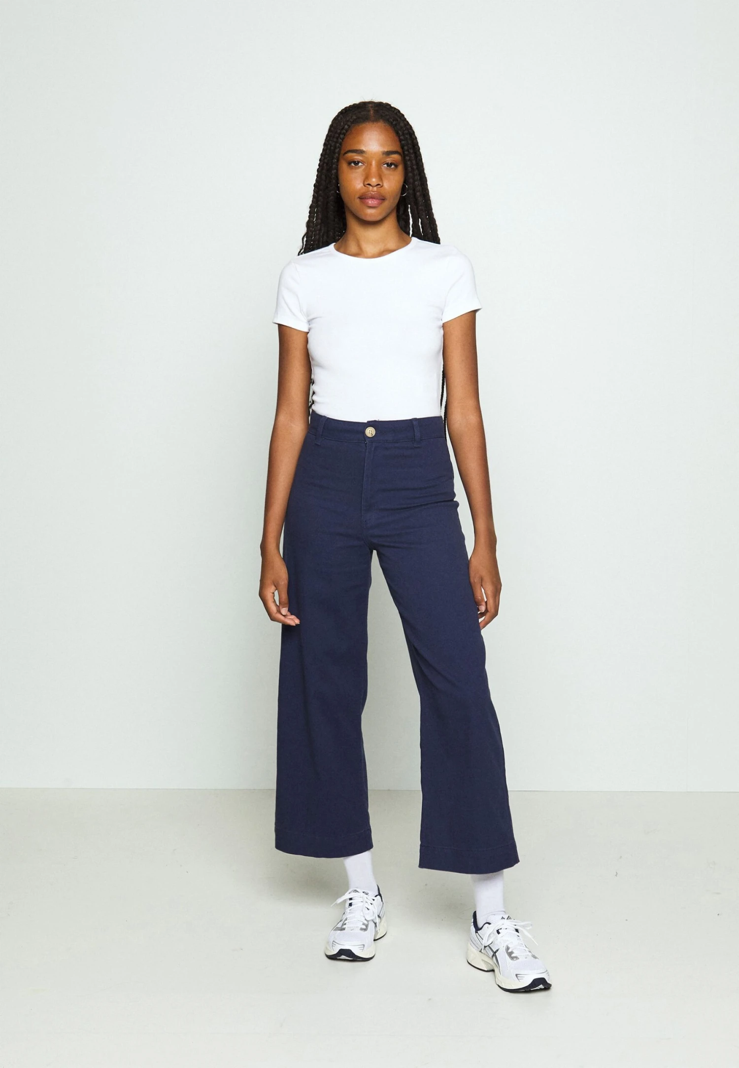 Monki Spodnie Materiałowe - Blue Dark 2 Monki Spodnie Materiałowe - Blue Dark - obrazek 2