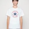 Converse GO TO CHUCK TAYLOR CLASSIC PATCH TEE UNISEX - T-shirt Z Nadrukiem - White