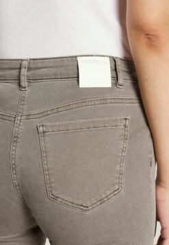 MARC CAIN Jeansy Skinny Fit - Deep Jungle 7 MARC CAIN Jeansy Skinny Fit - Deep Jungle -Ulla Popken Sklep 65781ca9be4049f5ac50b860478bac79