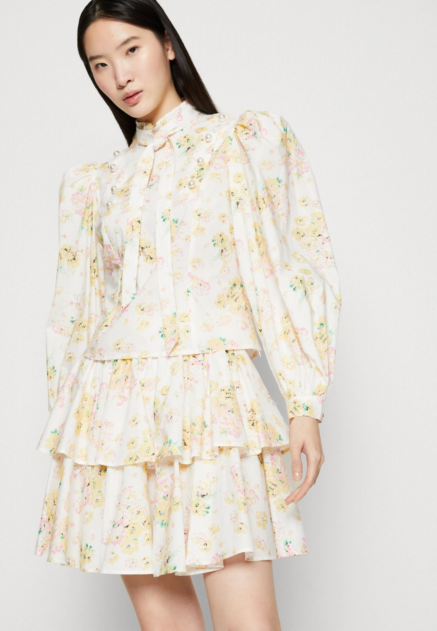 Custommade ROBYN - Spódnica Mini - Whisper White 4 Custommade ROBYN - Spódnica Mini - Whisper White - obrazek 4