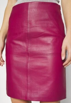 CECILIA - Spódnica Skórzana - Raspberry Radiance -Ulla Popken Sklep 66e17c11454e40b980436ed913d9e686