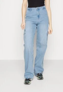 Vero Moda Tall VMNORTH LOOSE - Jeansy Bootcut - Medium Blue Denim