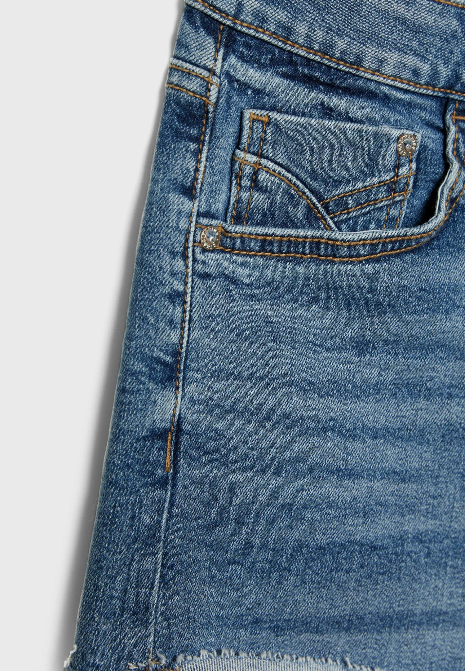 Stradivarius MOM - Szorty Jeansowe - Light Blue Denim 6 Stradivarius MOM - Szorty Jeansowe - Light Blue Denim - obrazek 6