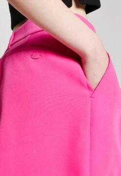 Chiara Ferragni Szorty - Pink -Ulla Popken Sklep 6fd844ccd74947e695a27b1a7e1d6195