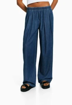 BERSHKA Jeansy Relaxed Fit - Dark Blue