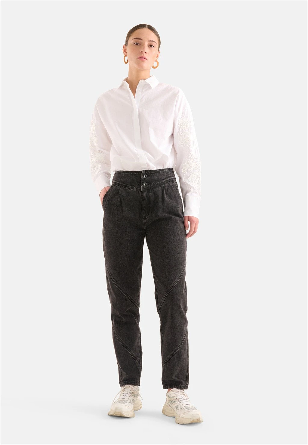 DIAGONAAL - Jeansy Straight Leg - Black 2 DIAGONAAL - Jeansy Straight Leg - Black - obrazek 2