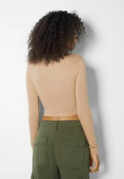 BERSHKA HIGH NECK - Bluzka Z Długim Rękawem - Camel -Ulla Popken Sklep 7f1a7463a3234500802c6f16e246fef7