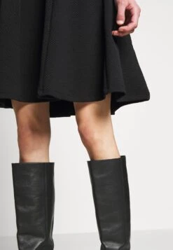 Anna Field BASIC MINI A-LINE SKIRT - Spódnica Mini - Black -Ulla Popken Sklep 8563f60c0b0940f78419b340c95fc425