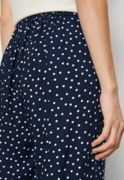 Lollys Laundry MAISIE PANTS - Spodnie Materiałowe - Dark Blue -Ulla Popken Sklep 87654f8d8b6b4db5aa696aa21d7473f8