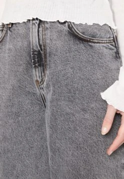 American Vintage YOPDAY - Jeansy Zwężane - Salt And Pepper 8 American Vintage YOPDAY - Jeansy Zwężane - Salt And Pepper -Ulla Popken Sklep 8d219c7e29d24aa0bd73ba74a3f0fe9d