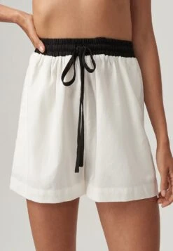 Szorty - White