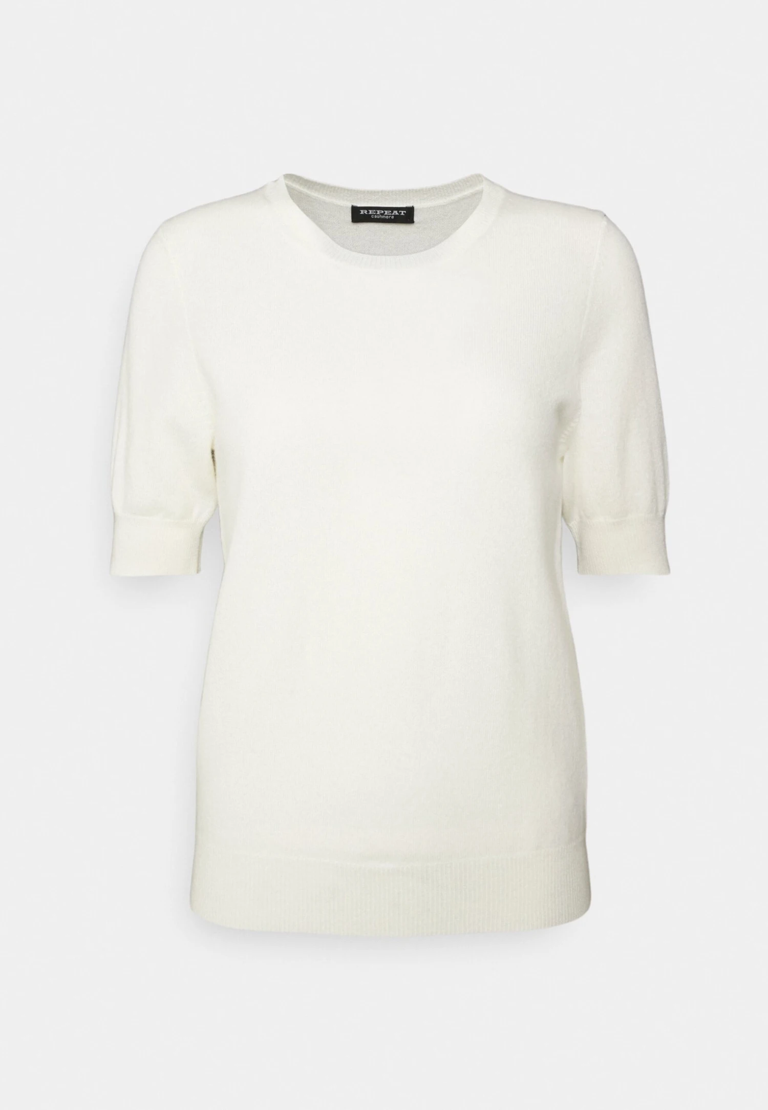 REPEAT T-shirt Basic - Cream 1 REPEAT T-shirt Basic - Cream