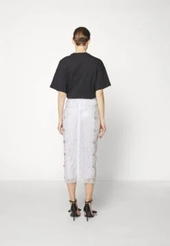 Christopher Kane THE LONGING SKIRT - Spódnica Ołówkowa - White 9 Christopher Kane THE LONGING SKIRT - Spódnica Ołówkowa - White -Ulla Popken Sklep 9b83d1d04835449a87497e797c583344