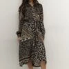 Kaffe KAFINE OLINE - Sukienka Koszulowa - Black/brown Scarf Print