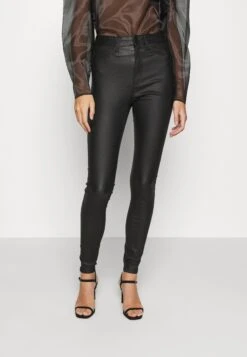 Noisy May NMCALLIE SKINNY COATED PANTS - Jeansy Skinny Fit - Black