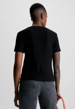 Calvin Klein Jeans T-shirt Basic - Ck Black 7 Calvin Klein Jeans T-shirt Basic - Ck Black -Ulla Popken Sklep a3d539d89edf445eb1b6f8f94ce34878