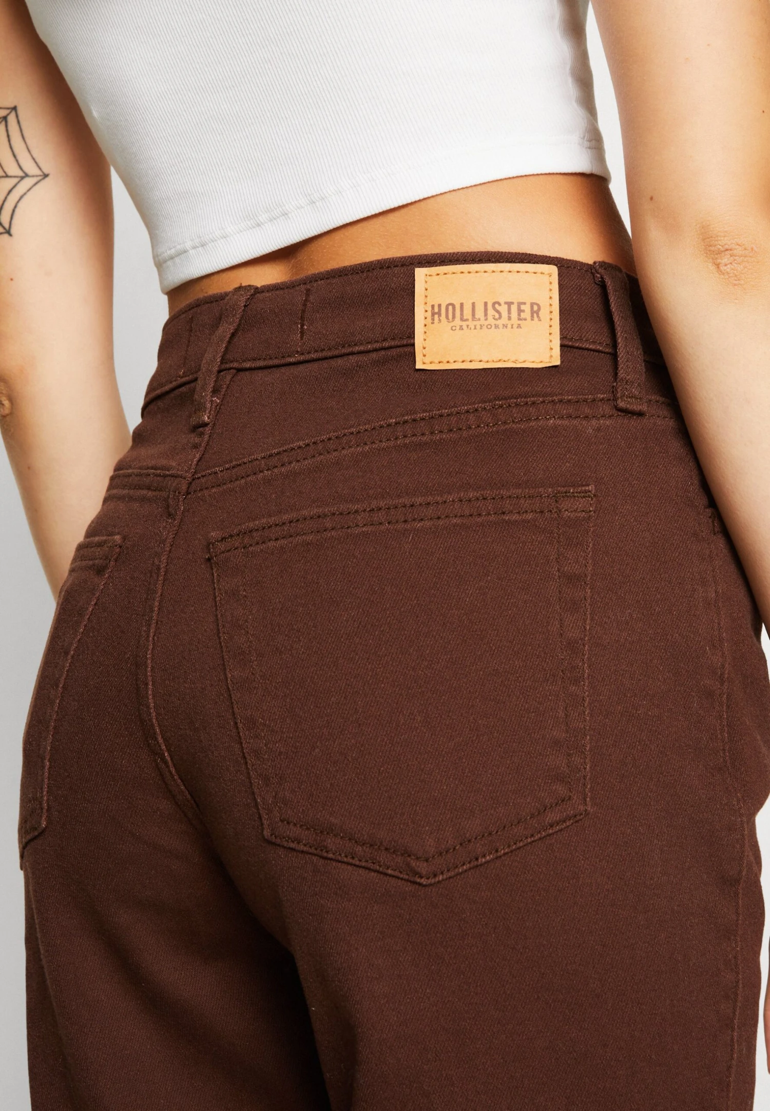 Hollister Co. Jeansy Relaxed Fit - Cream 6 Hollister Co. Jeansy Relaxed Fit - Cream - obrazek 6