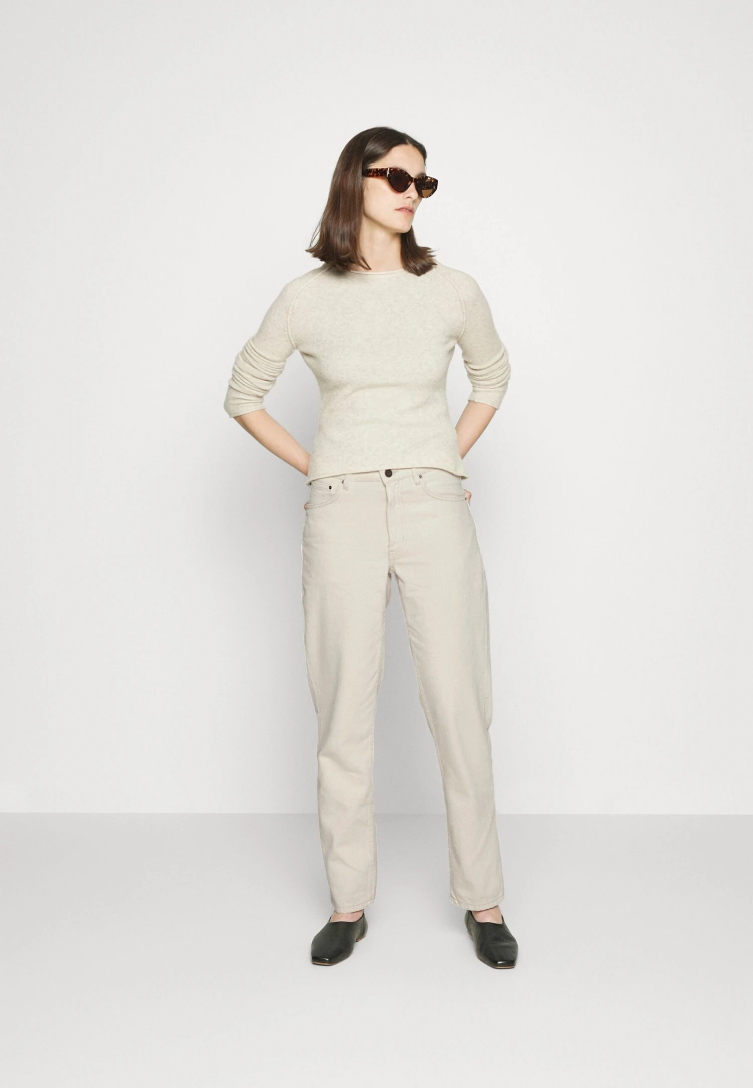 American Vintage Jeansy Straight Leg - Ecru 2 American Vintage Jeansy Straight Leg - Ecru - obrazek 2