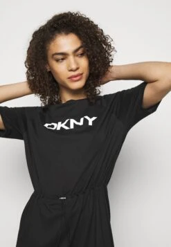 DKNY LOGO DRAWSTRING - Sukienka Z Dżerseju - Black -Ulla Popken Sklep bf86f314dc1d4be98a0e864a1127681b